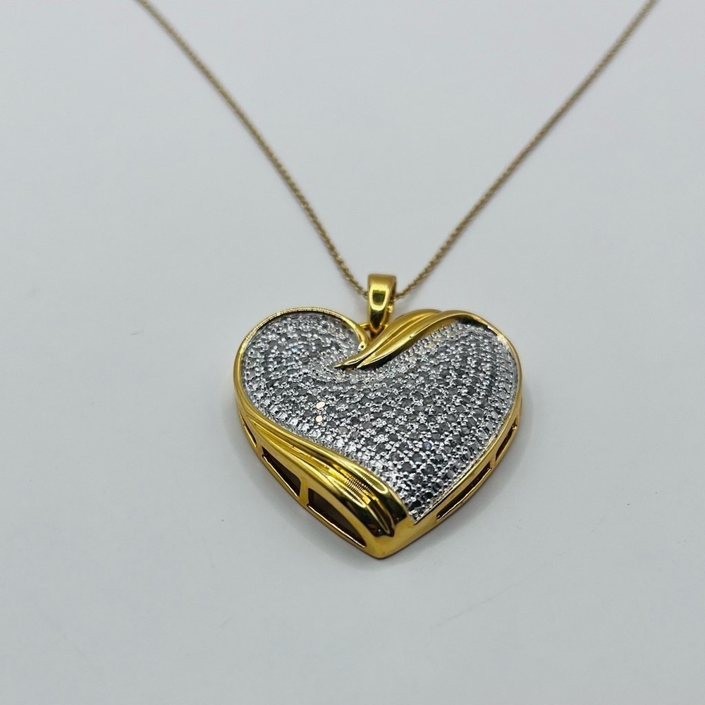 1.00 CT Natural Diamond Large Heart Necklace Gold Overlay - Picture 3 of 5